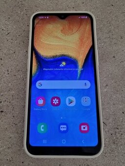 Mobilní telefon Samsung Galaxy A20e