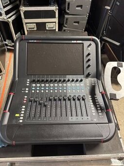 Allen&heath AVANTIS SOLO + DPACK + DANTE 64x64