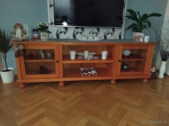 Televizní stolek