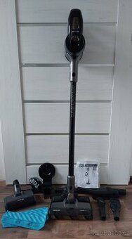 Tyčový vysavač Sencor SVC 0725BK