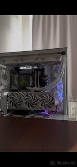 RTX 4070 Slim White 12GB