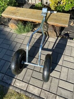 Přepravní vozík na nafukovací člun