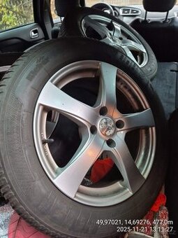 Sada kol Dezent 17" 7Jx17 ET25 4x108 + zimní pneu 215/55R17