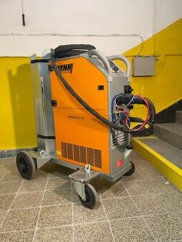 Pulzní invertorová svářečka MIG/MAG