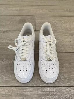 Nike Air Force 1 "07"