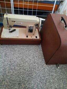 Prodám šicí stroj