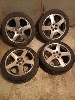 4ks alu disky orig. VW 5x100 R17 pneu 225/45 R17 5mm