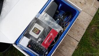 Zpětné zrcátko s přední i zadní kamerou Hyundai I30