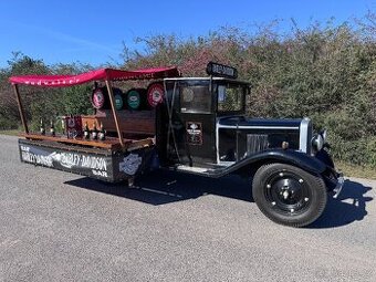 ✅ Chevrolet Truck z roku 1931 s nadstavbou pojazdný BAR