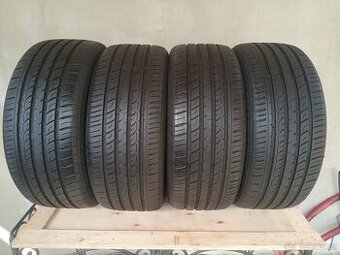 Sada letních pneu 245)45/19.