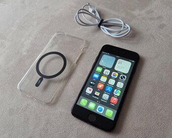 Apple iPhone SE (2020) 64 GB černý, hezký,sklo, kryt, iOS 26