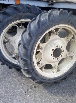 9,59-32 Kultivační kola Zetor 5211........