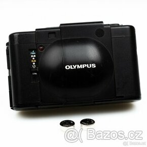Olympus XA, objektiv Zuiko 35mm 2,8 - 1