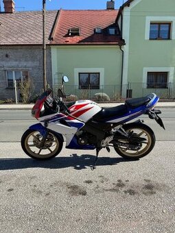 Honda CBR 125R – Červeno modro bílá edice - SLEVA - 1