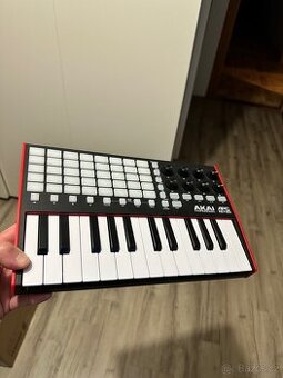 Akai APC KEY 25 MKII