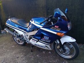 Kawasaki zx10 tomcat