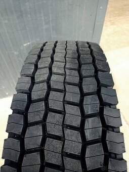 Nákladní pneu. Landspider DR660 315/60 R22,5