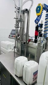 Dávkovač tekutých produktů