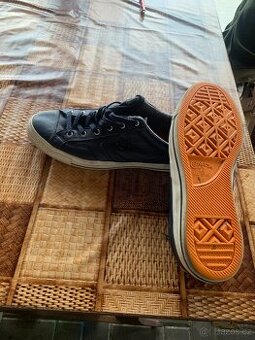 tenisky converse