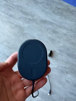 iOttie Velox MagSafe Magnetic Wireless Air Vent Mount