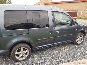 Volkswagen Caddy life,r.v.2008, benzín