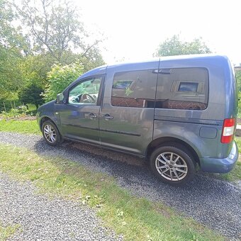 Volkswagen Caddy life,r.v.2008, benzín