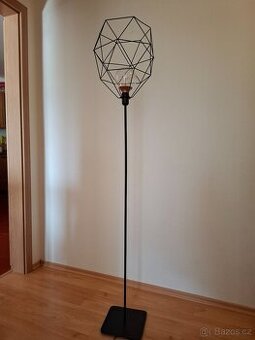 Dekorační lampa