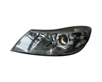 Levý přední halogen 1Z1941015F Škoda Octavia 2 FL r.v. 2011