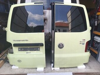 Dvoukřídlé dveře vw transporter T5