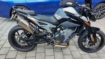 KTM DUKE 790