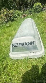 střešní box / rakev Neumann Whale