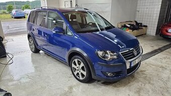 Volkswagen Touran Cross 2.0 TDI 103kw