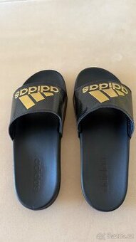 Dámské pantofle Adidas