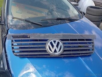 Volkswagen Transporter T5 maska chladiče
