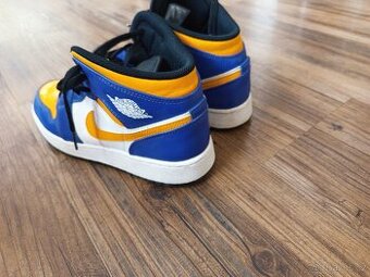 Air Jordan 1