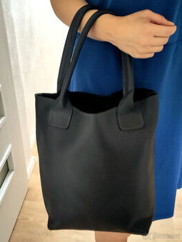 Kabelka Kros od české značky Bodline z kvalitní kůže