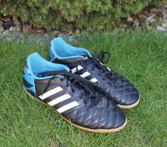 Černé sálovky Adidas - vel. 37 1/2