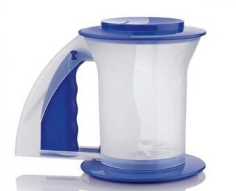 Tupperware síto na mouku