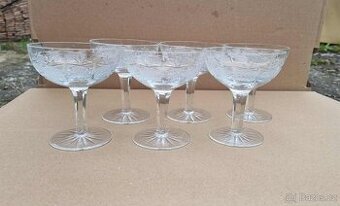 Broušené skleničky