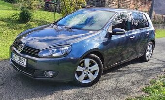 Volkswagen Golf 6, 1.4 TSI, DSG, xenony, vyhřev, tažné