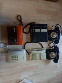 Telefony různé - bakelit, záznamníkové i obyčejné