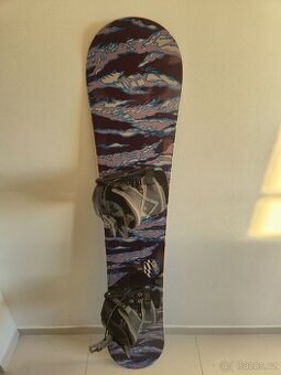 Snowboard Nitro + vázání Flow + boty Burton