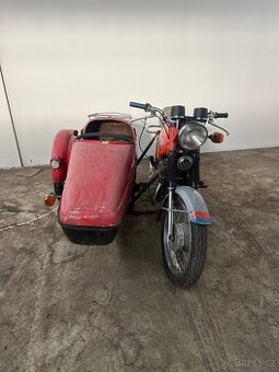 Jawa 350/634 se Sidecar Velorex 562