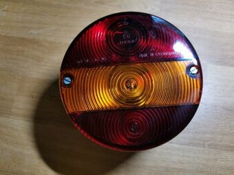 B16 Zetor Avia Liaz Tatra vlek zadní světlo PAL