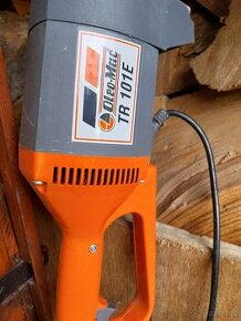 Motorova kosa Oleo Mac Tr 101E