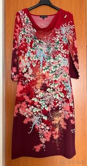 Krásné květinové šaty