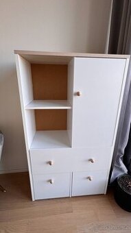 KOMODA JEDNODVEŘOVÁ BÍLÁ/BUK FJORD ELMO 08