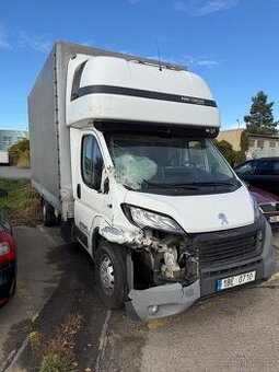 Peugeot boxer 3.0 hdi pojízdná  Odpočet DPH