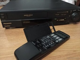 Špičkové Hi-Fi video Panasonic NV-HD101 s Jog-Shuttle kolečk