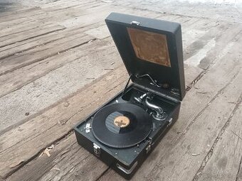 Gramofon His Master's Voice model 102